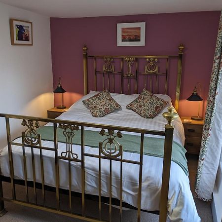 Bed and Breakfast Cowpers Oak Olney Номер фото