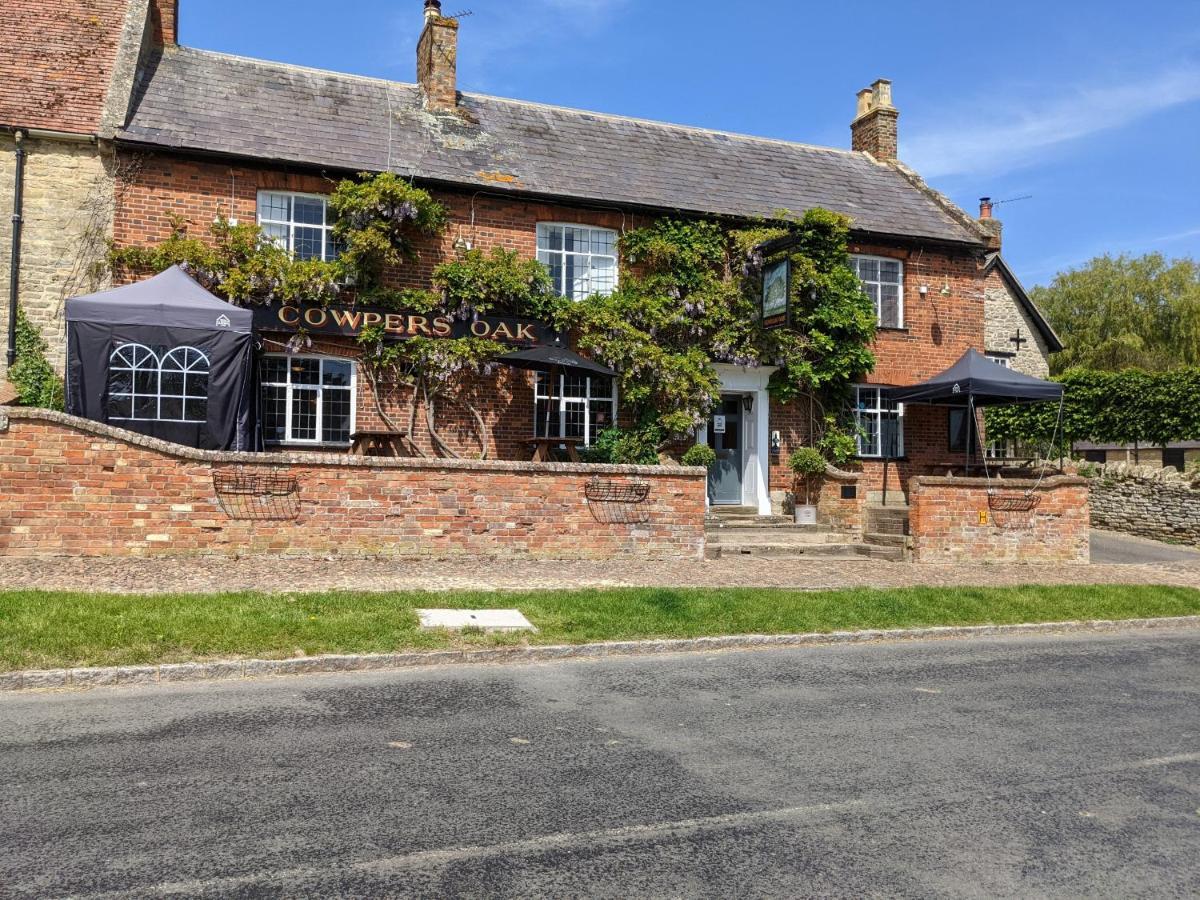 Bed and Breakfast Cowpers Oak Olney Екстер'єр фото